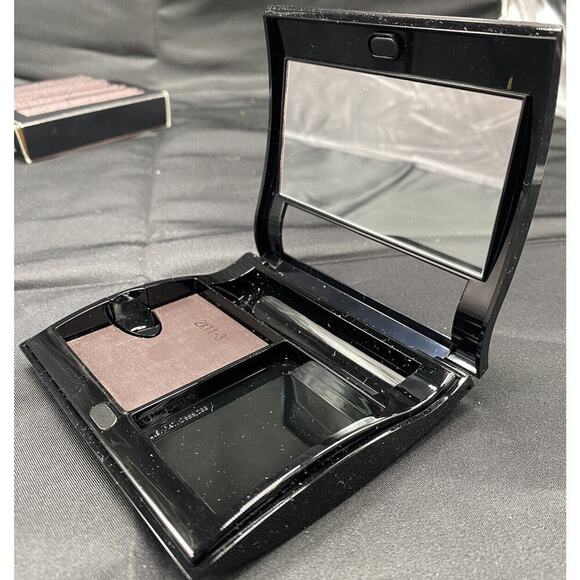 Mary Kay Compact Unfilled with Mirror Standard Size Unused New IOB - Picture 10 of 11